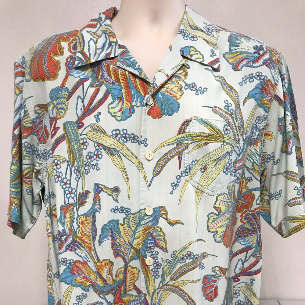 Tommy Bahama Size Large Shirt